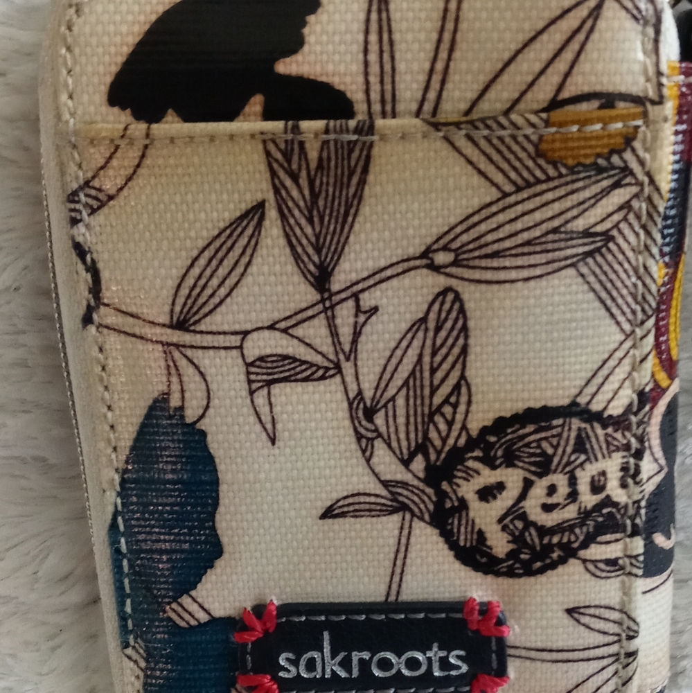 ✳️3/$20✳️ Saks Mini Wristlet Wallet - Picture 5 of 11